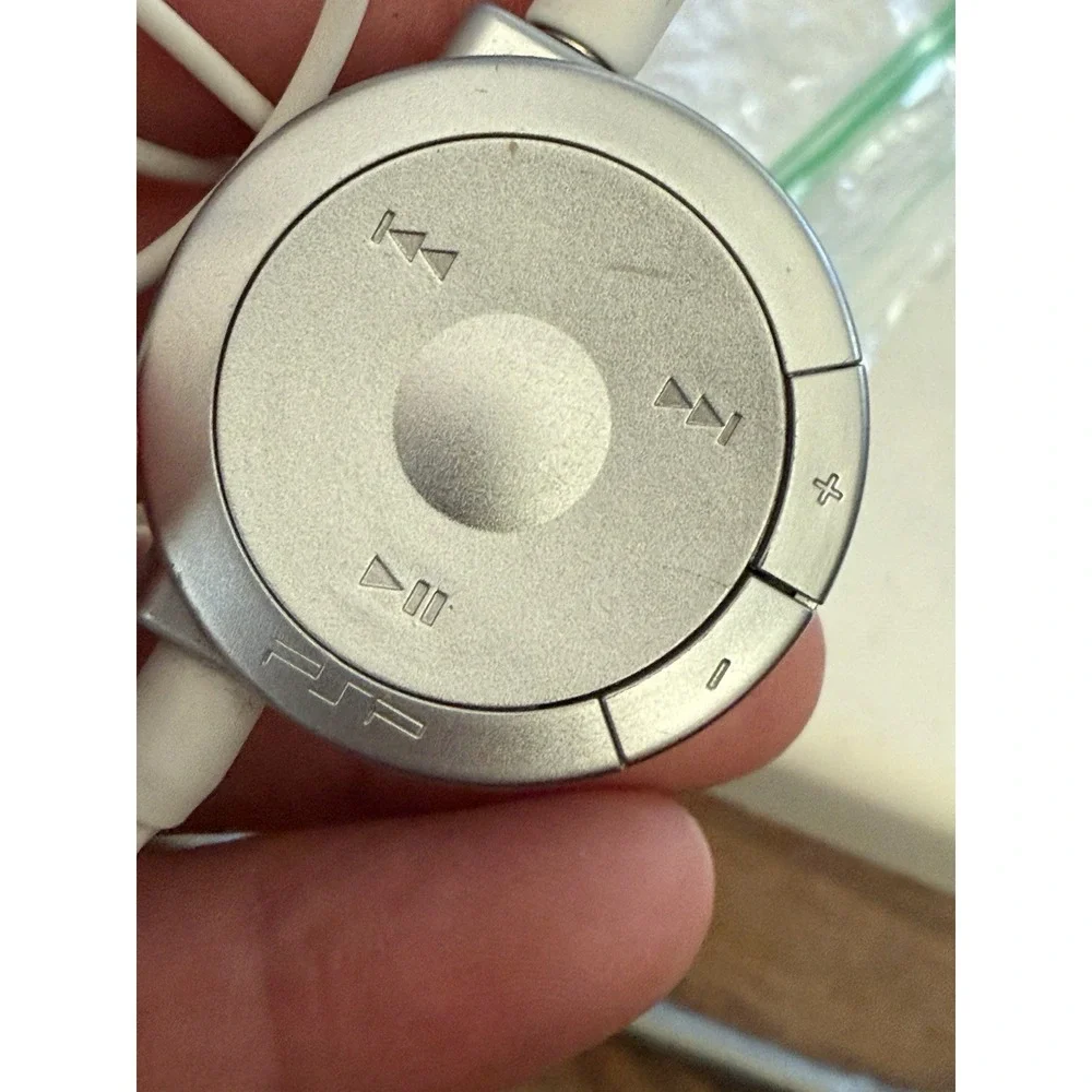 Sony PSP-120 Original Remote Control Earphone Adaptor Connector And Head Phones